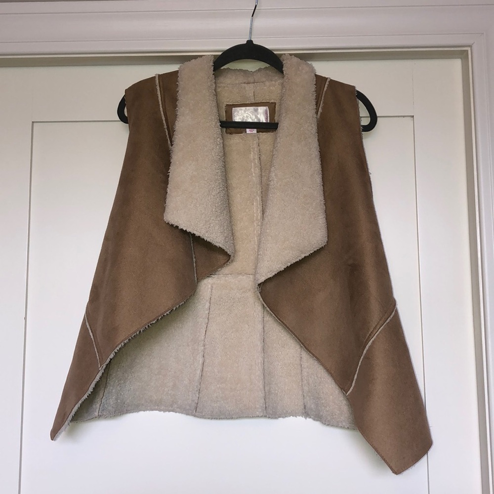 Tan vest